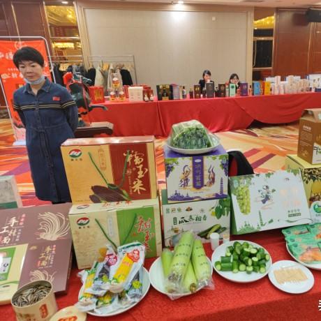 乌鲁木齐时尚鞋履品牌,融合本地文化引领潮流