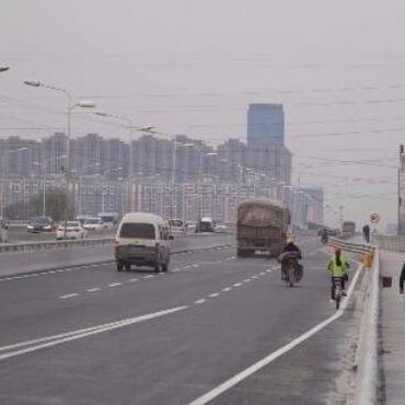 武汉金桥路段拥堵,出行建议及最新消息关注中